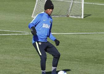 Barrios y Fabra entrenan con Boca a la espera de Cardona