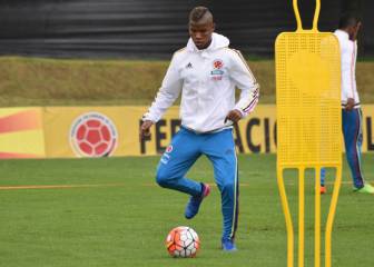 Barrios toma ventaja para acompañar a Carlos Sánchez