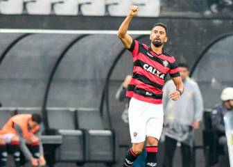 Corinthians quiere a Tréllez para la Copa Libertadores 2018