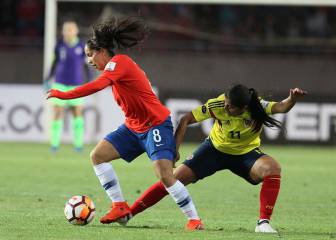 Colombia sufre, pero empata con Chile y sigue líder
