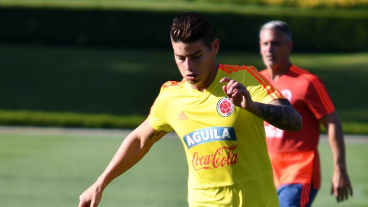 James Rodríguez y Wilmar Barrios no entrenaron con la Selección Colombia por una fatiga muscular