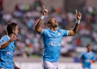 Ayron del Valle marca su primer gol con Querétaro