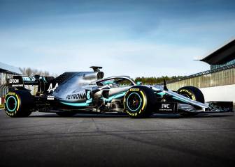 Hamilton estrena el Mercedes W10 para F1: Imponente