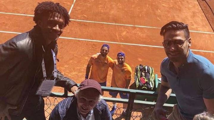 Falcao y Juan Guillermo Cuadrado estuvieron en el partido de dobles de Juan Sebastián Cabal y Robert Farah en el Abierto de Montecarlo de tenis