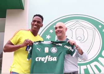 Mina recibe pequeño homenaje de Palmeiras en São Paulo