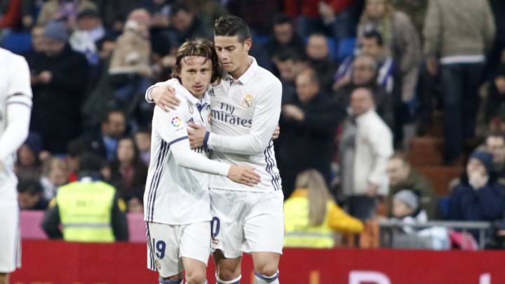 El 11 ideal del Real Madrid con James Rodríguez.