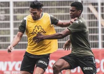 La Roma busca a Falcao ante la posible salida de Edin Dzeko