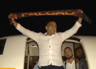 Falcao llega a Estambul en medio de la pasión turca