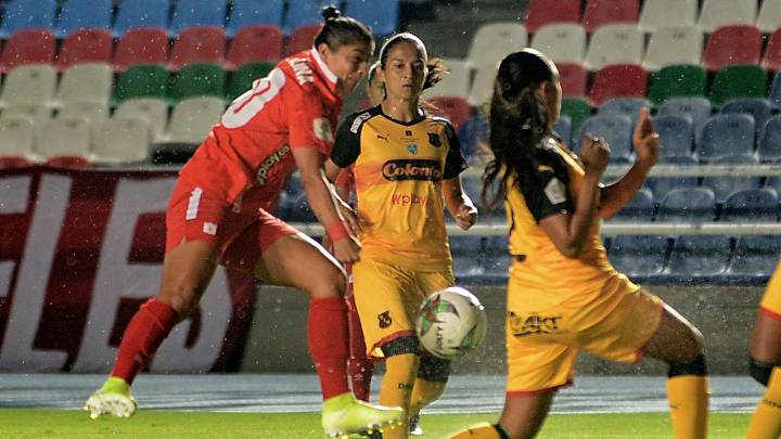 América gana 2-0 al DIM en la primera final de Liga Femenina