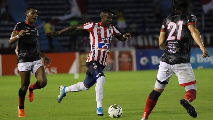 Junior de Barranquilla recibe a Cúcuta Deportivo en el desarrollo de los cuadrangulares semifinales de la Liga Águila II en el estadio Metropolitano
