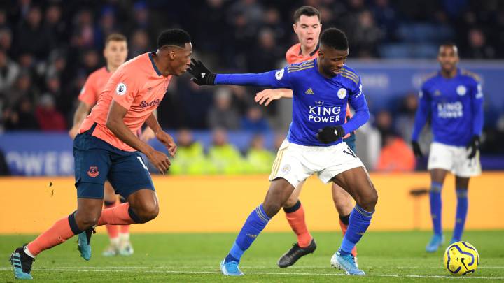 Yerry Mina presente en derrota de Everton ante Leicester