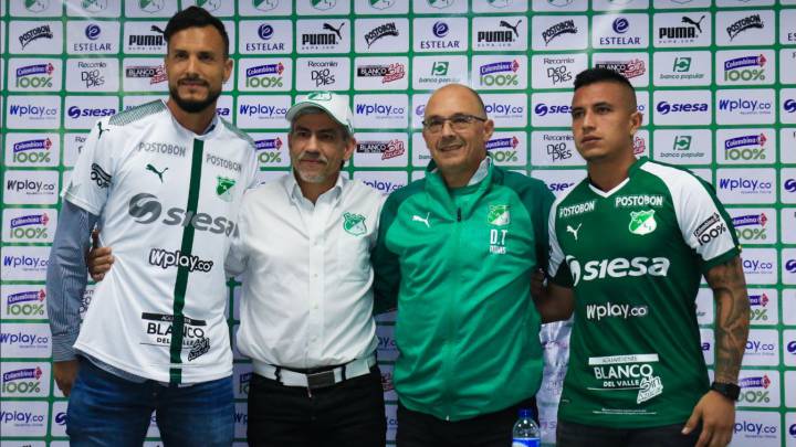 Deportivo Cali presentó a su nuevo entrenador Alfredo Carlos Arias y a sus dos refuerzos, el arquero David González y Harold Gómez en la sede