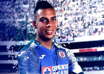 Oficial: Alex Castro, nuevo jugador de Cruz Azul