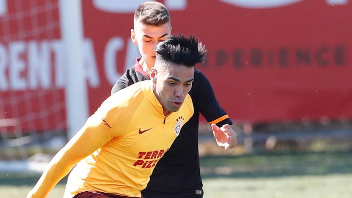 Falcao Entrena A Tope Para El Clasico Contra Fenerbahce As Colombia