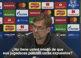 Klopp 'peina' a un periodista con lección sobre coronavirus
