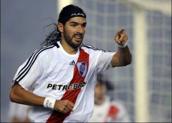 El Loco Abreu define a la perfercción a Falcao