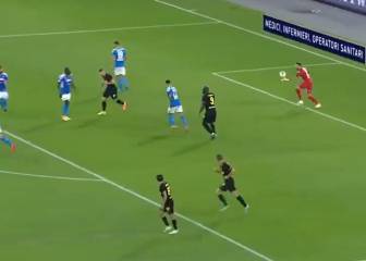 Ospina se redime: Da media asistencia en el gol del Napoli