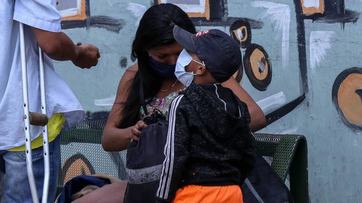 Regreso a clases en Colombia: ¿qué tipo de tapabocas deben llevar los niños?