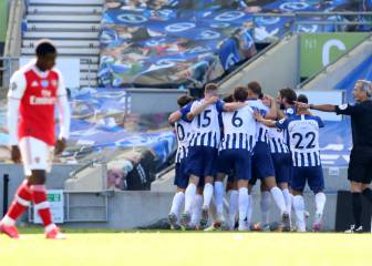 Brighton, sin Alzate, vence al Arsenal en el último minuto
