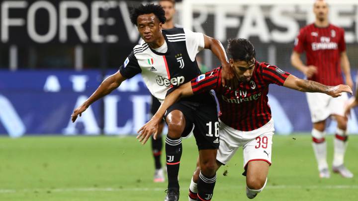 Cuadrado asiste en derrota de Juventus ante Milan en Serie A