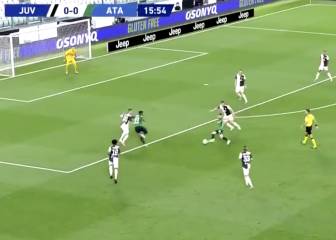 Gran jugada del Papu para que Duván marque ante Juventus
