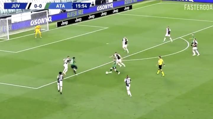 Gran jugada del Papu para que Duván marque ante la Juventus