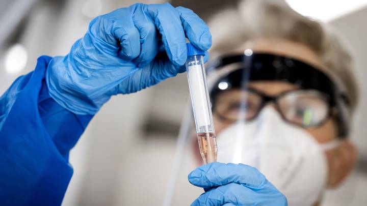 Coronavirus Colombia: ¿cómo puede afectar el covid-19 los oídos?