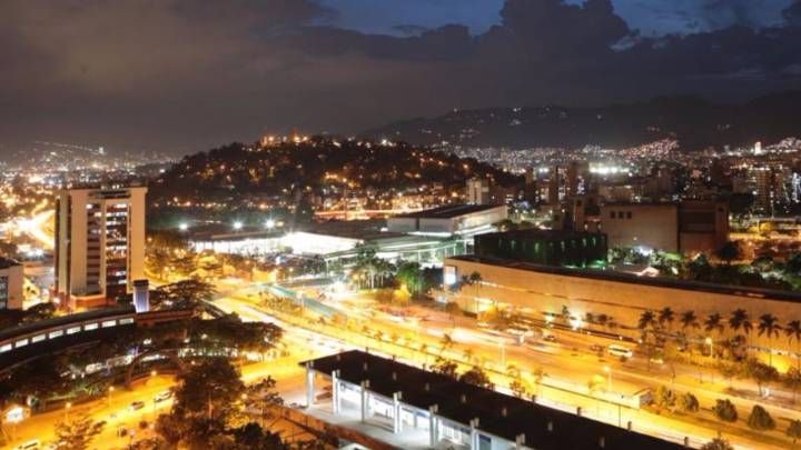 Coronavirus Colombia: ¿Cuál es el horario del toque de queda en Medellín este fin de semana?