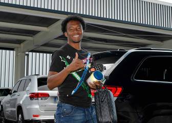 Cuadrado, presente en primer día de Pirlo como DT de Juve