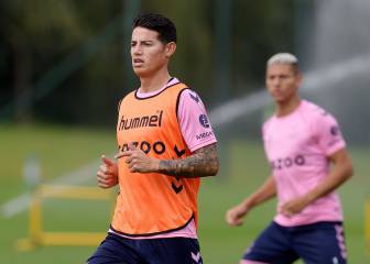 Golazos y alegría: Primera práctica de James con Everton