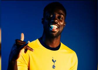 Davinson Sánchez presenta la tercera camiseta del Tottenham