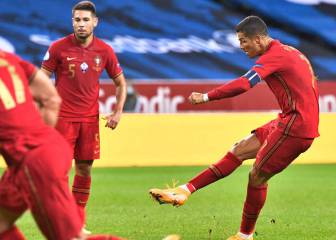 Los dos golazos de Cristiano para seguir rompiendo récords