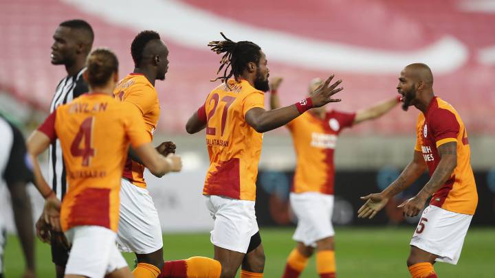 Galatasaray, sin Falcao, avanza a tercera ronda de Europa League