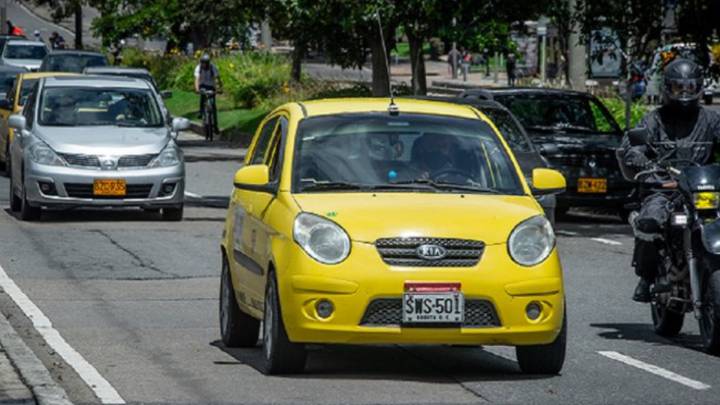 Pico y Placa en Bogotá: qué hacer en un carro compartido para estar exento de la medida