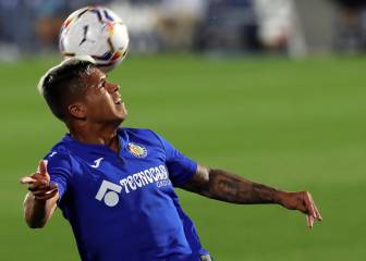 El aplaudido partido del Cucho Hernández en goleada al Betis