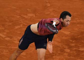 Galán combate pero cae ante un sólido Djokovic