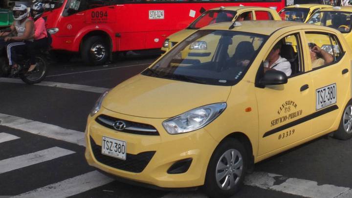 Pico y placa para taxis en Medellín: medidas, restricciones y comparendos