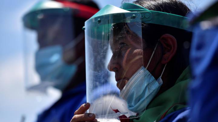 Curva del coronavirus en Colombia hoy, 13 de octubre: ¿Cuántos casos y muertes hay?