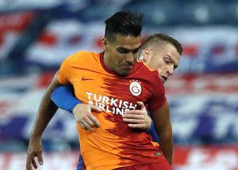 Falcao le habría pedido a Terim jugar con dos delanteros
