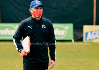 Javier Álvarez da pistas tácticas del partido ante Libertad