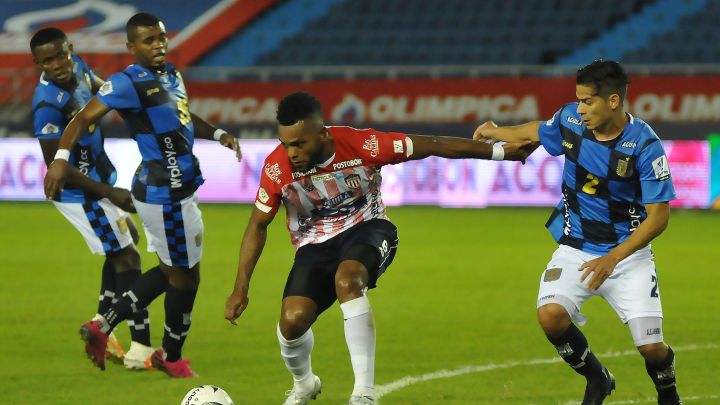 Junior clasifica con goles de Miguel Borja y Teófilo Gutiérrez