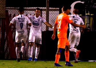 DIM golea a Envigado y sigue con opciones en la Liguilla