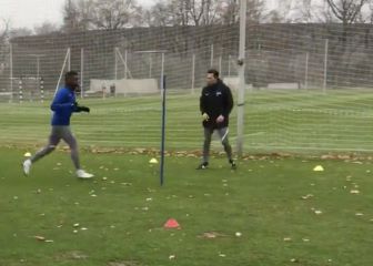 Jhon Córdoba vuelve a las canchas y entrena diferenciado