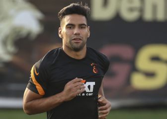 Galatasaray busca reemplazo para Falcao en ataque