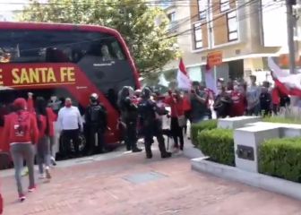 El apoyo de la hinchada a Las Leonas antes de la gran final