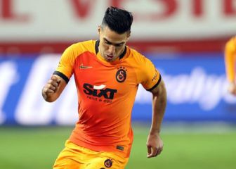 Falcao juega 30 minutos y deja la cancha por molestias físicas