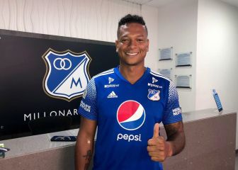 Fredy Guarín firma su contrato con Millonarios