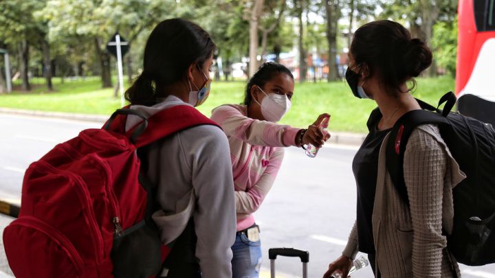 Curva del coronavirus en Colombia, hoy 12 de enero: ¿cuántos casos y muertes hay?