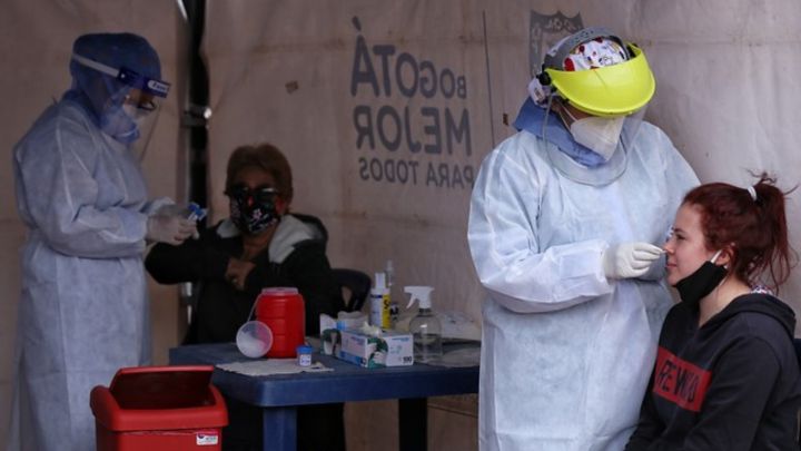 Curva del coronavirus en Colombia, hoy 29 de enero: ¿cuántos casos y muertes hay?