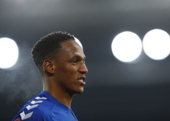 Yerry Mina deja el partido ante el City por lesión